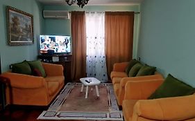 Calmly, Spacious Apartment Next To Usa Embassy